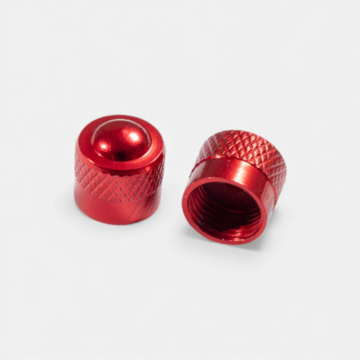 Bouchons de valve court rouge en aluminium (x2) – Trottinette, vélo, voiture
