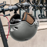 Grauer CASR-Helm mit Visier